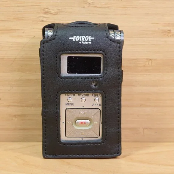 Edirol by Roland R-09 Digital Recorder | 24-Bit WAV/MP3 | Tested & Working - Picture 1 of 12